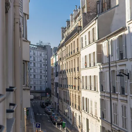 Lilas Blanc 3* Paris